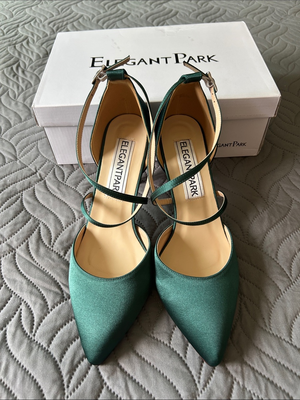 EUC - Gorgeous Jade Green Pointed Toe Ankle Strap Heels - Picture 2 of 10